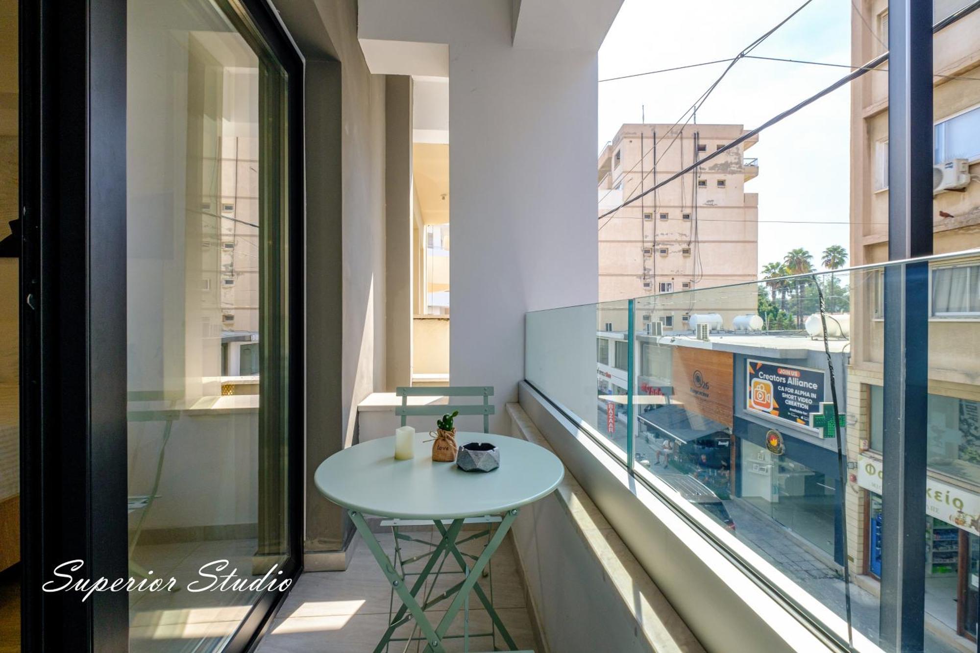 לרנקה Lazuli Hermes Apartments מראה חיצוני תמונה