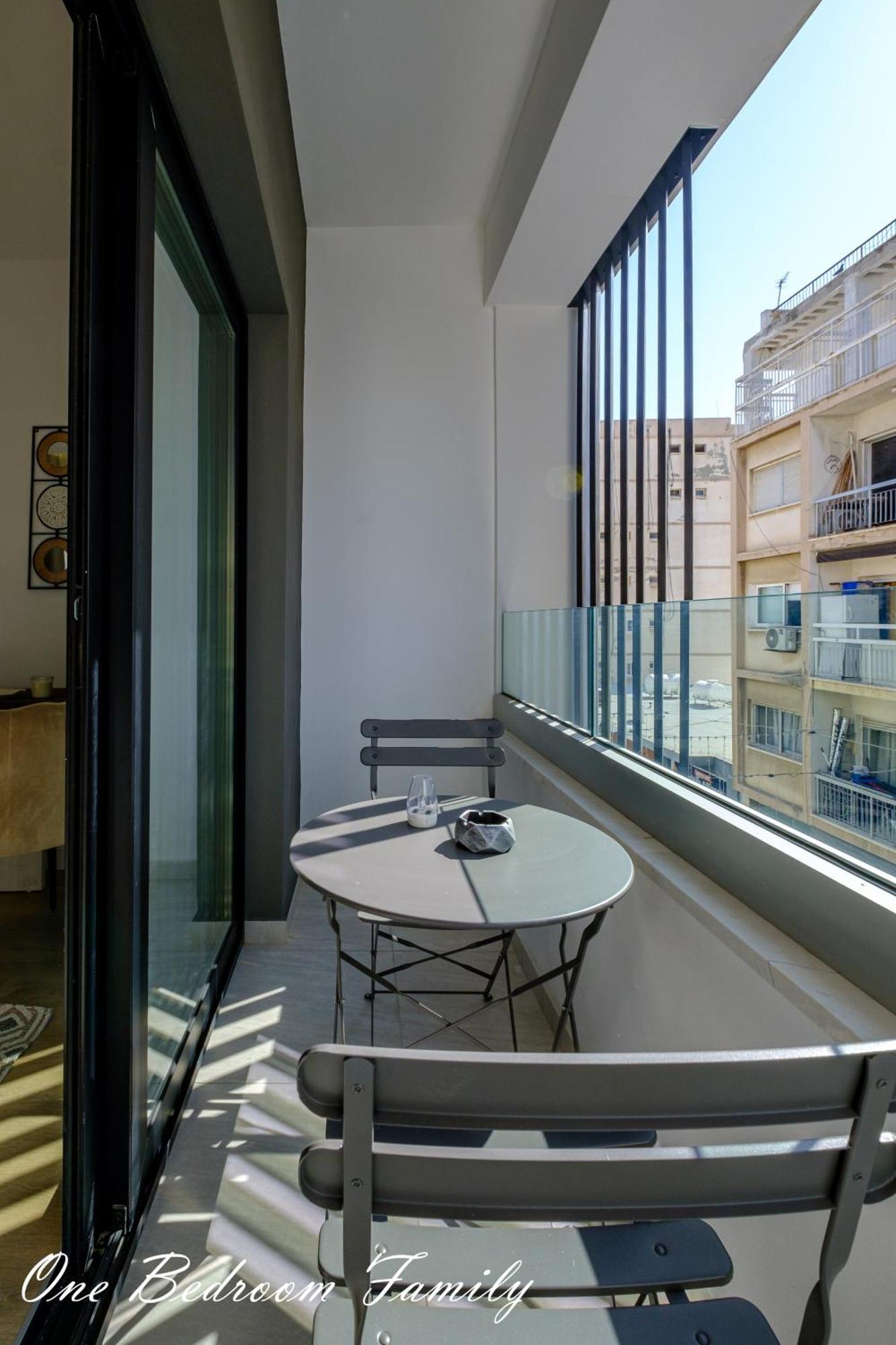 לרנקה Lazuli Hermes Apartments מראה חיצוני תמונה